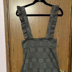 Elegant Black and White Checkered Dress